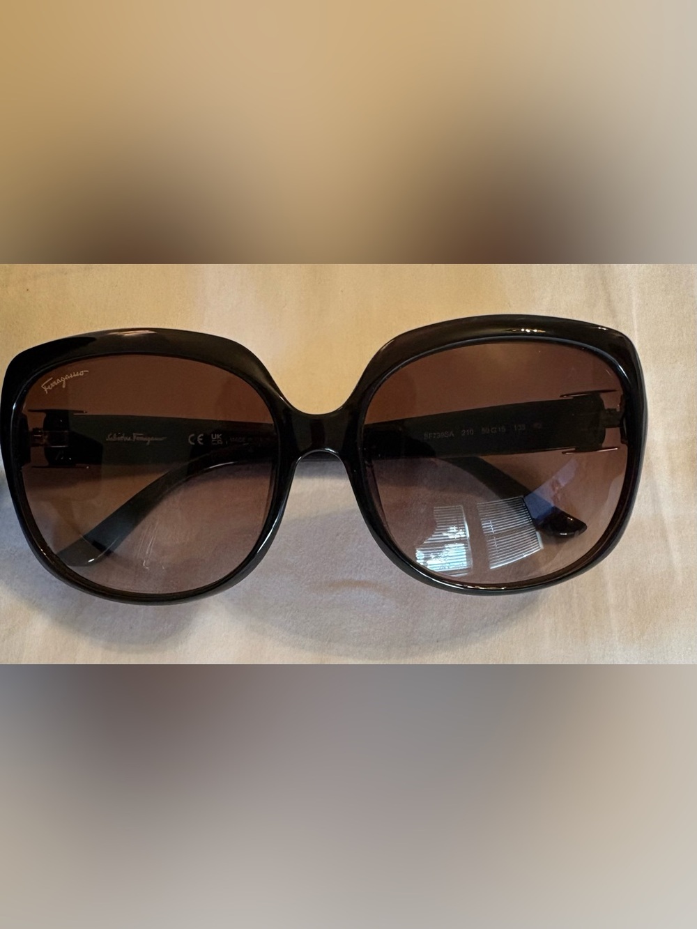 Ferragamo Women's Brown Oversized Sunglasses - Picture 2 of 4
